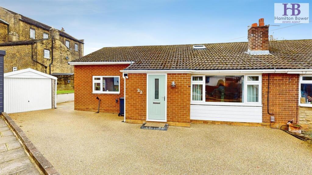 3-bed semi-detached on Windmill Drive, Northowram, Halifax, £350,000