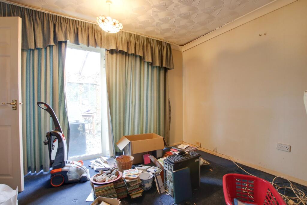 House in Fareham, Hampshire - View 5