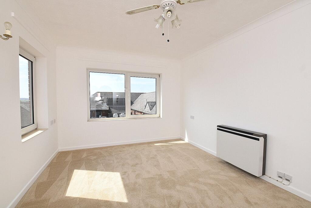 Apartment in Bath - View 4