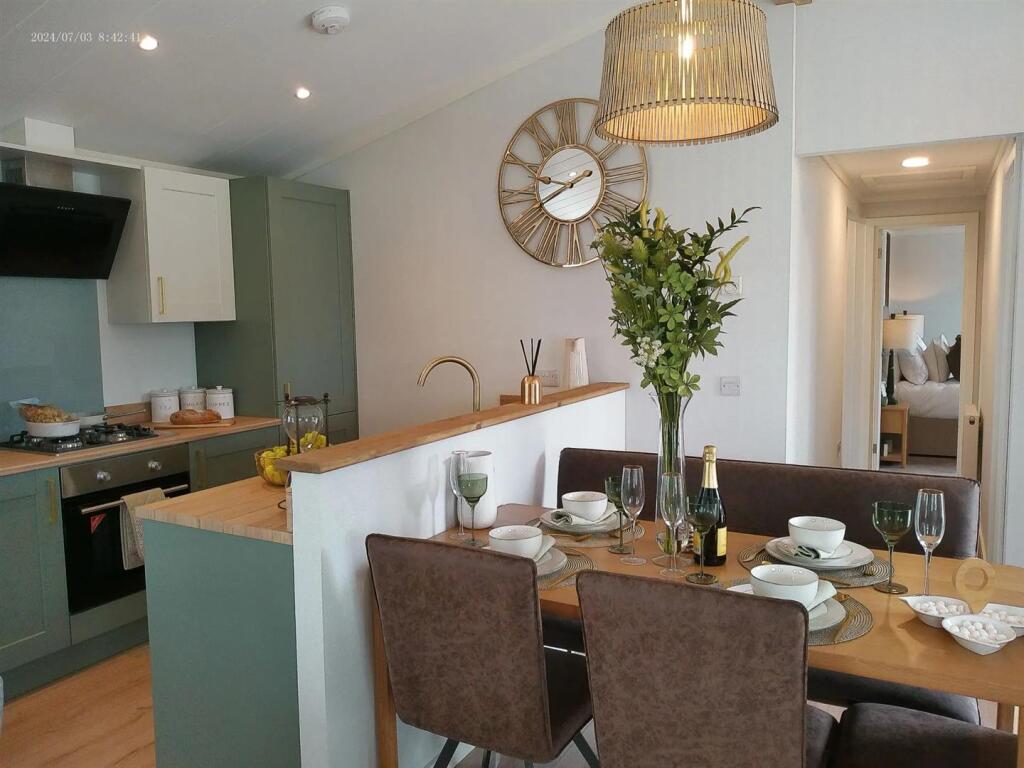 Ullswater Heights Holiday Home and Lodge Park Silver Howe, Newbiggin, Penrith CA11 0JB - More