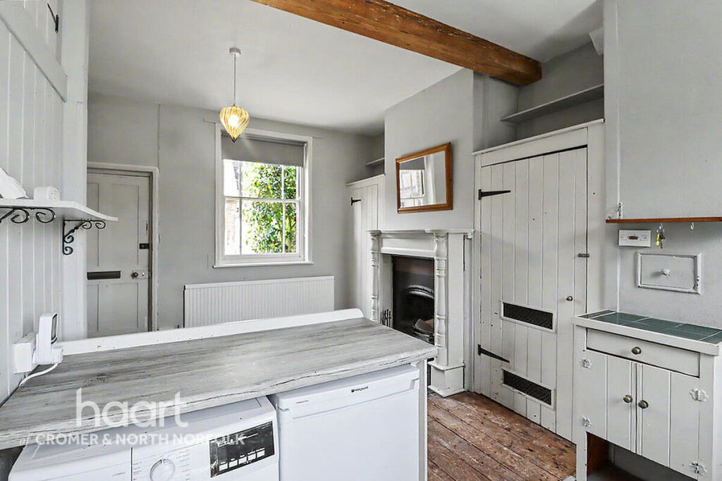 Main image of property: High Street, Overstrand