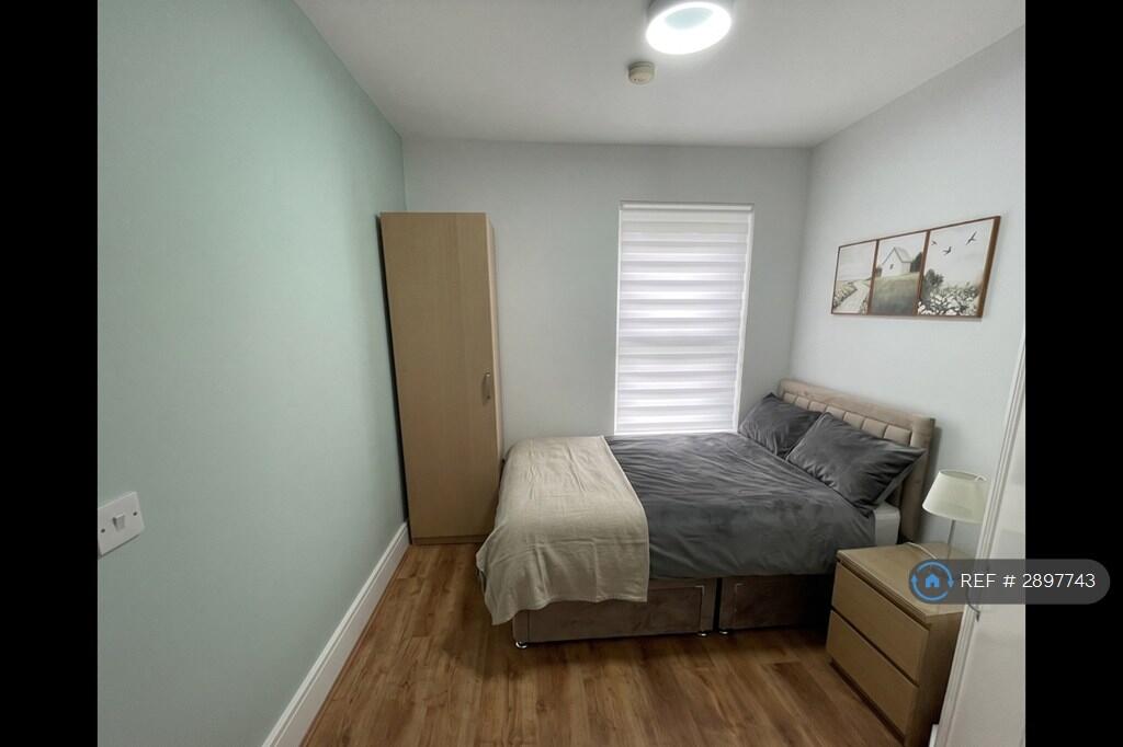 Main image of property: Claremont Road, London, E17
