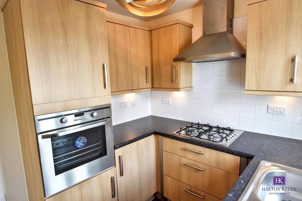 Apartment in Warrington - View 4