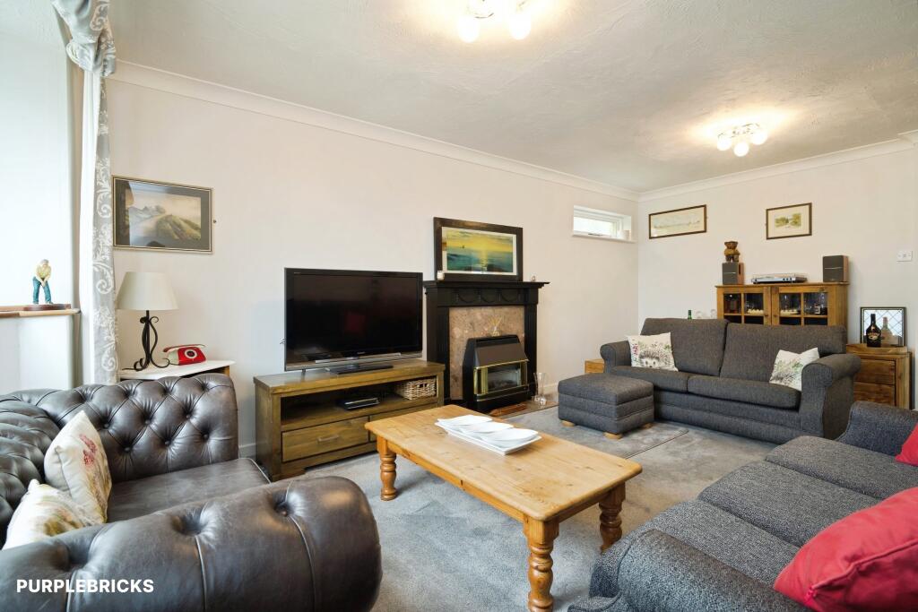 Cranwood Drive, Huddersfield, HD5 photo 4