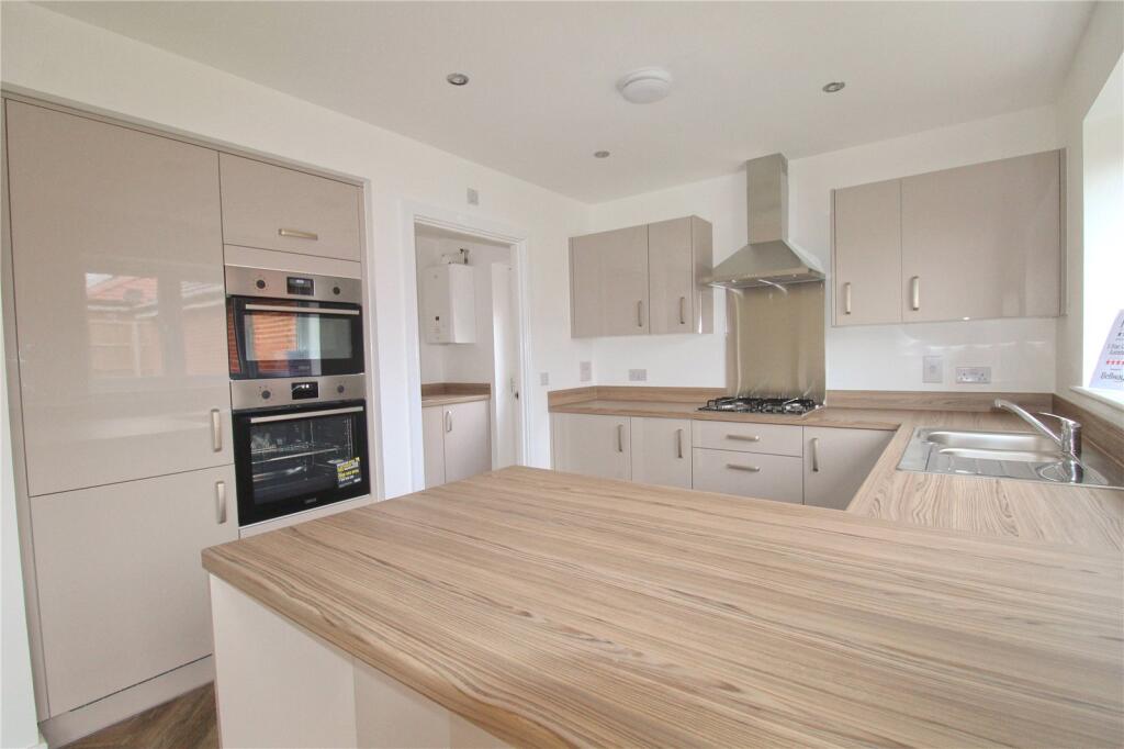 House in Trowbridge, Hilperton - View 3