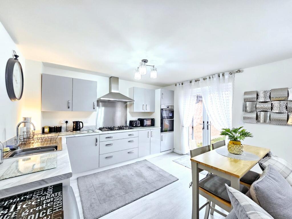 House in York - View 5