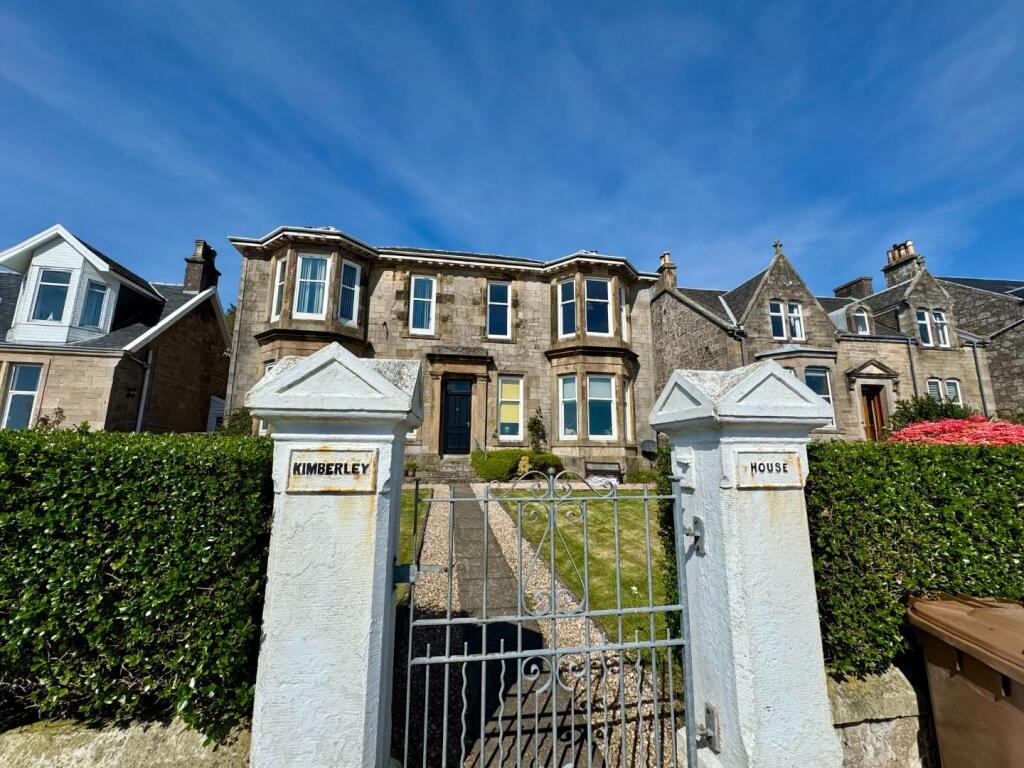 Main image of property: First Floor Flat, 15 West Bay Road, Millport