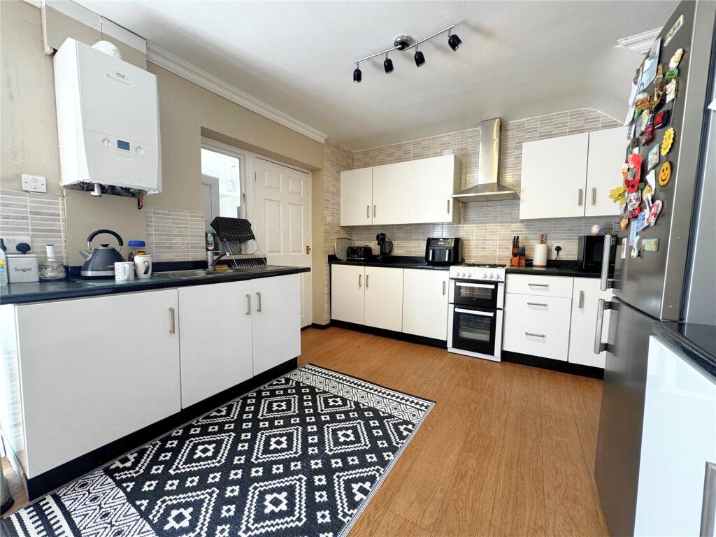 House in Pembroke, Pembrokeshire - View 4