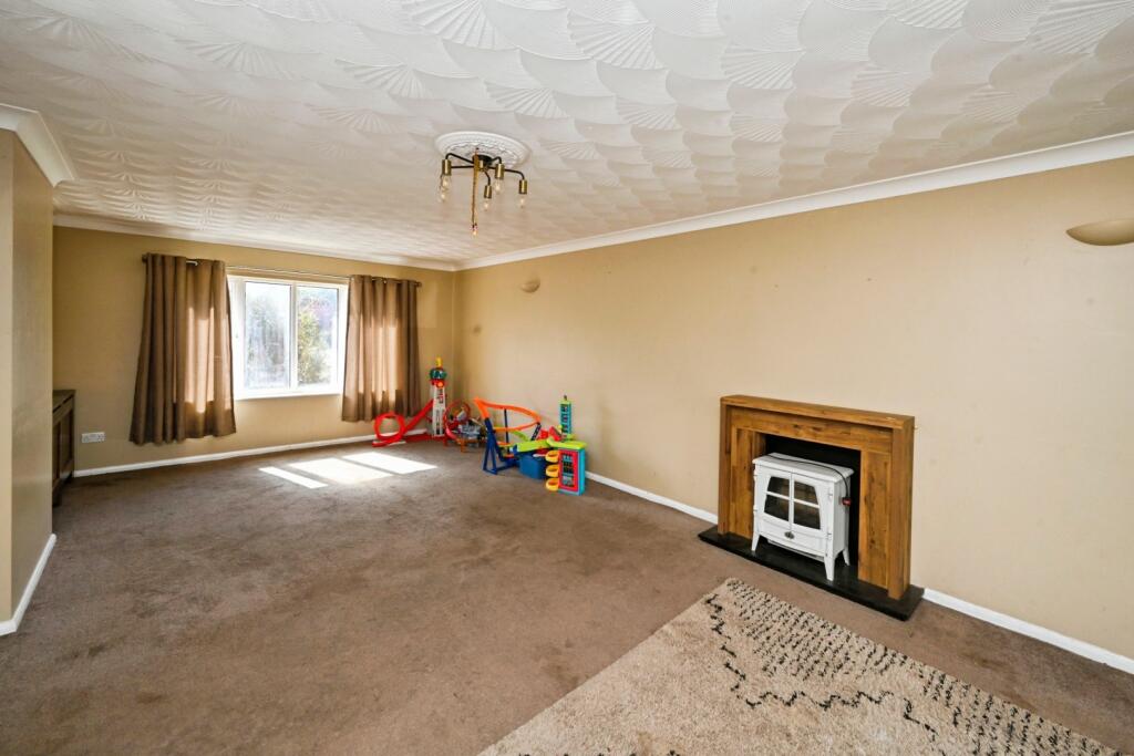 House in Horncastle, Belchford - View 2