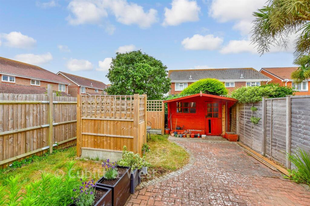 House in Chichester, Selsey - View 2