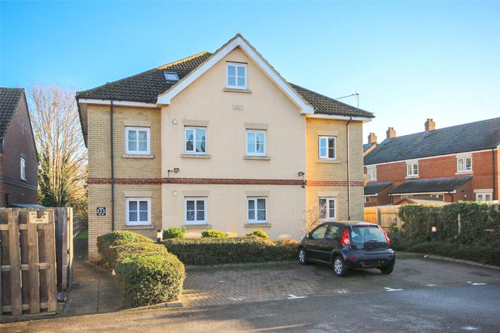 Main image of property: Walsingham Close, Bedford, Bedfordshire, MK42