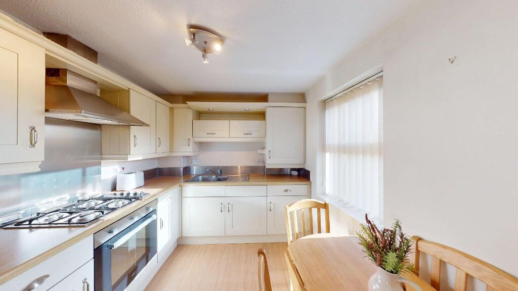 Holland House Road, PR5 photo 2