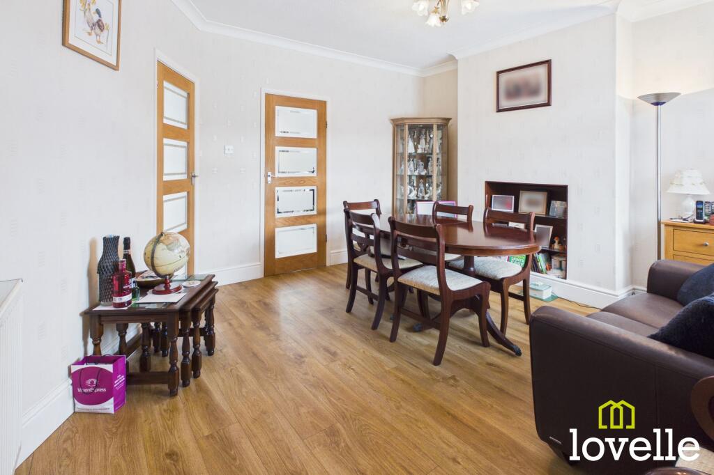 House in Hull - View 3