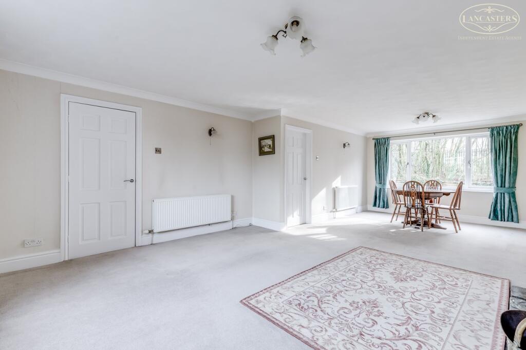 20, Vale Coppice, Horwich, BOLTON, BL6 photo 4