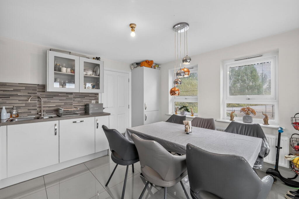 House in Milton Keynes - View 3