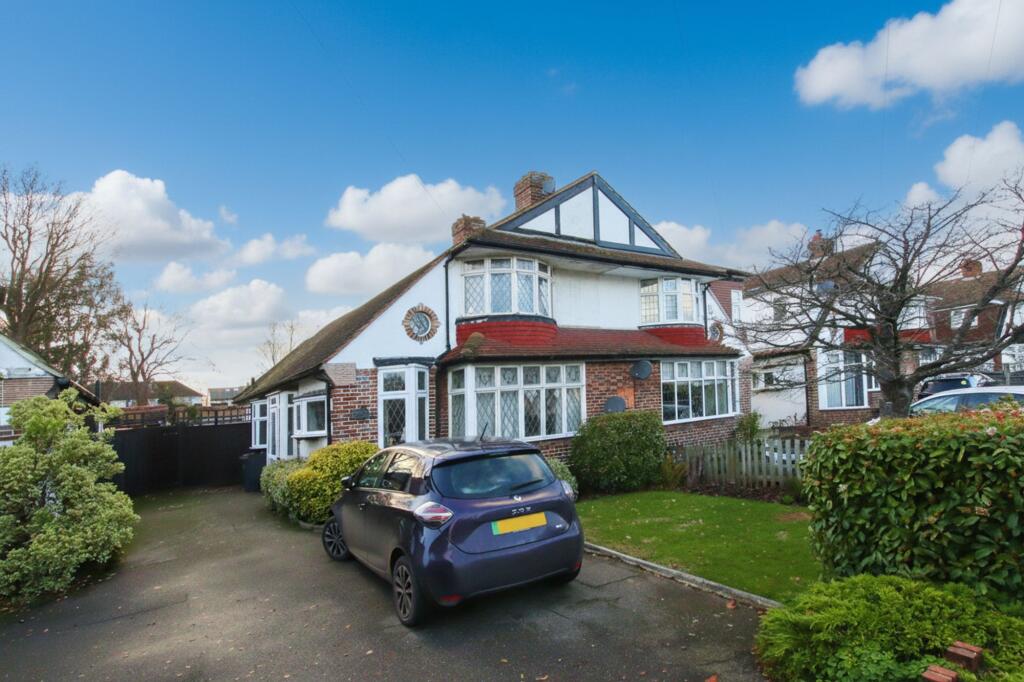 Main image of property: Links Way, Beckenham, BR3