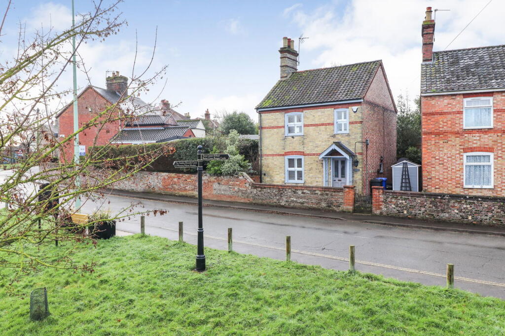 Main image of property: Staithe Road,Bungay,NR35 1EU
