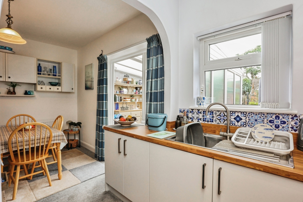 House in Leicester - View 5