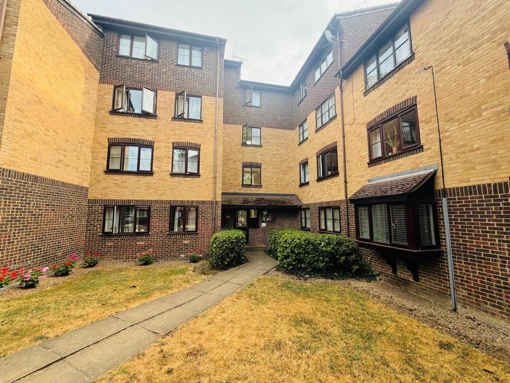 Main image of property: Conway Gardens, Grays