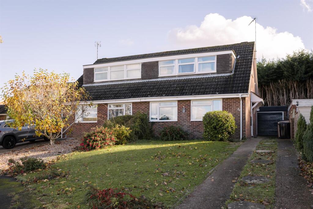 Main image of property: Roche Way, Wellingborough