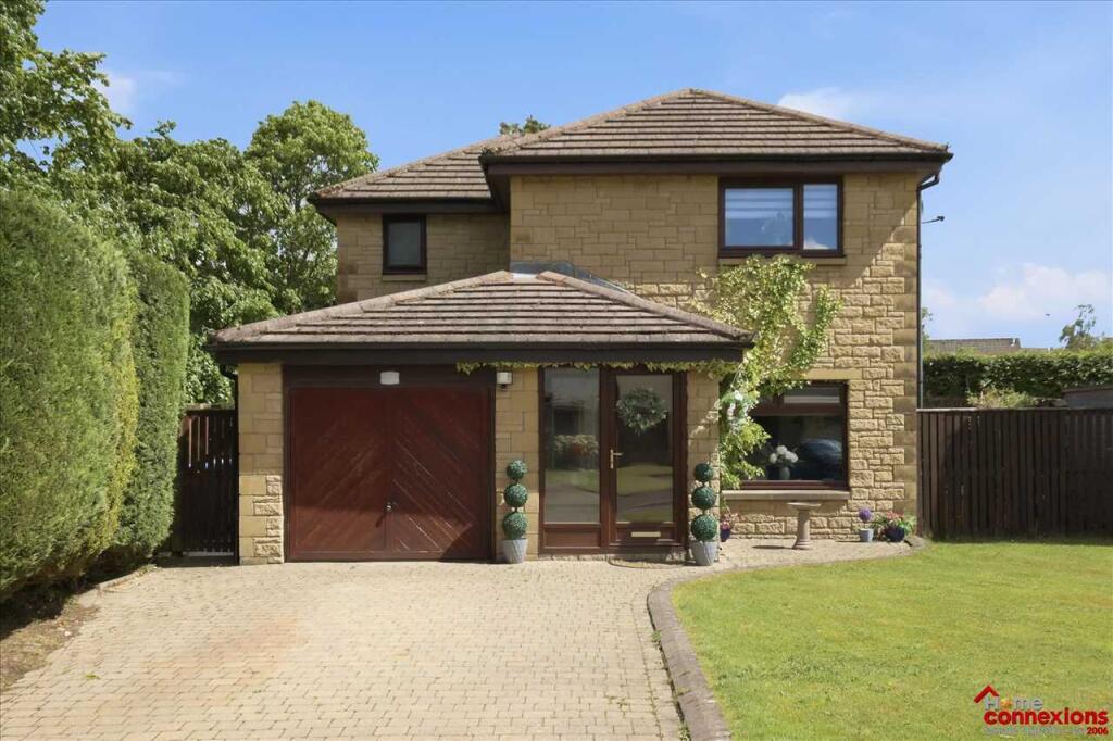 Trent Place, Broadmeadows, Nr Gardenhall, EAST KILBRIDE