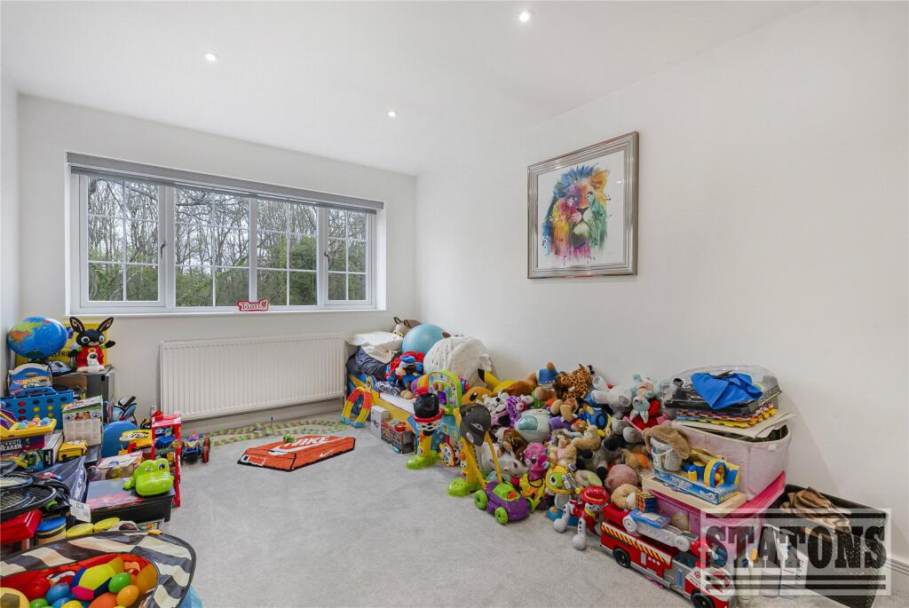 Additional image 22 of Upland Drive, Brookmans Park, Hatfield, Hertfordshire, AL9