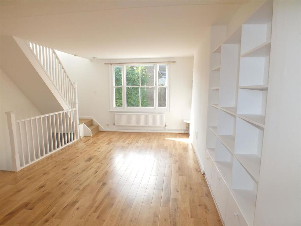 Main image of property: Southampton Road, London