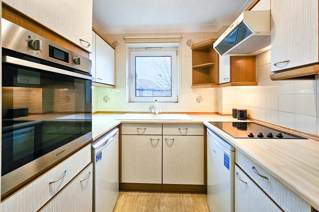 East Parade, Arthington Court, HG1 photo 3
