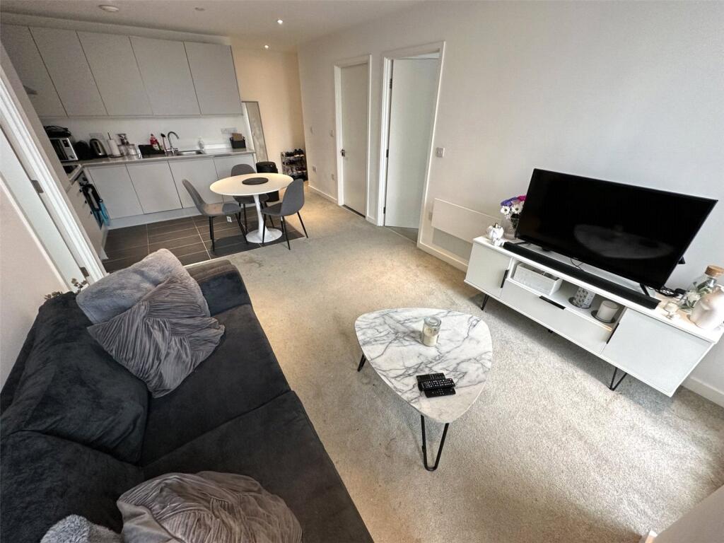 Apartment in Manchester, Greater Manchester - View 4