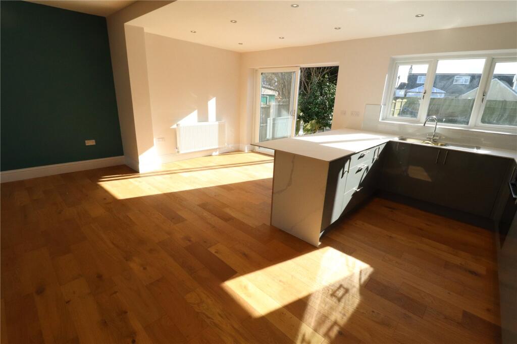 House in Wirral, Thingwall - View 5