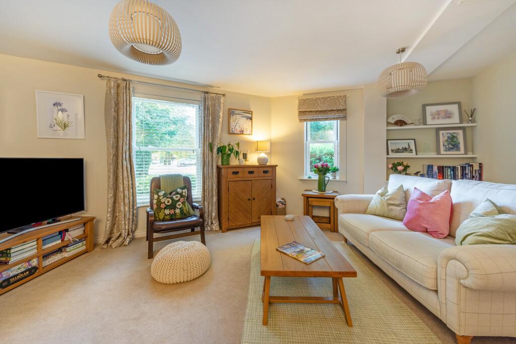 Apartment in Southampton - More