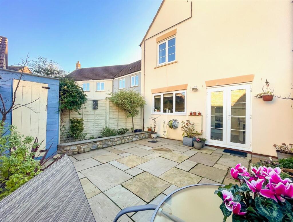 House in St Georges - View 4
