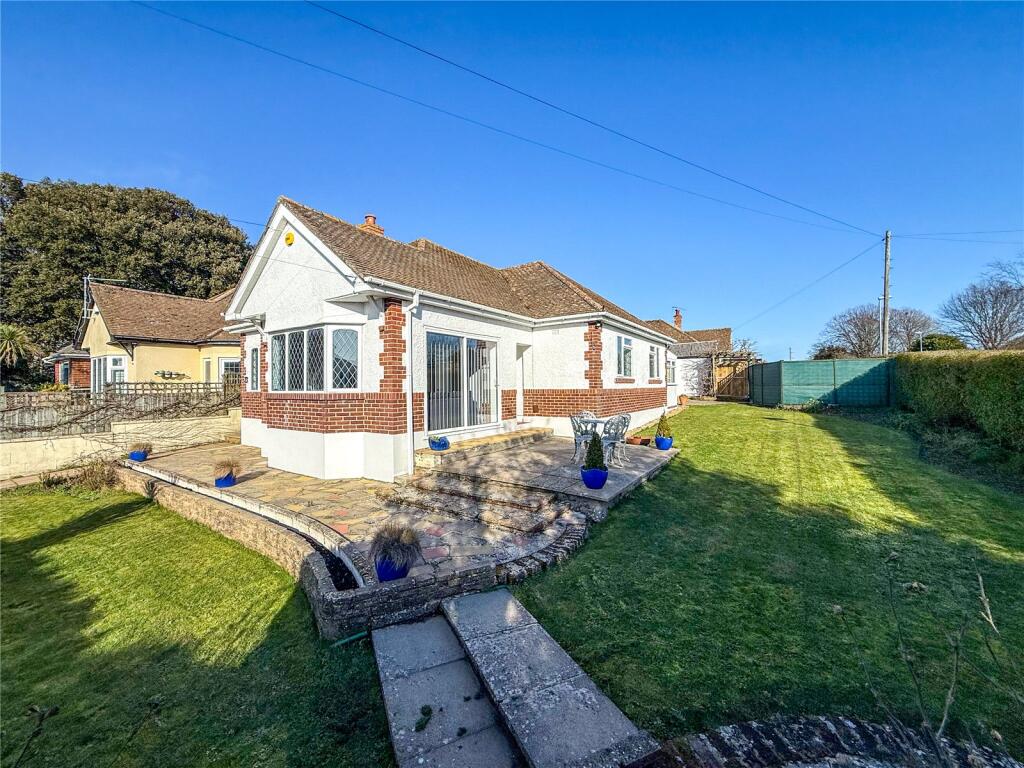 3-bed house on 23, Stanpit, Christchurch, Dorset, BH23, £550,000