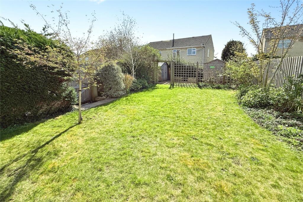 House in Bradford on Avon, Wiltshire - View 2