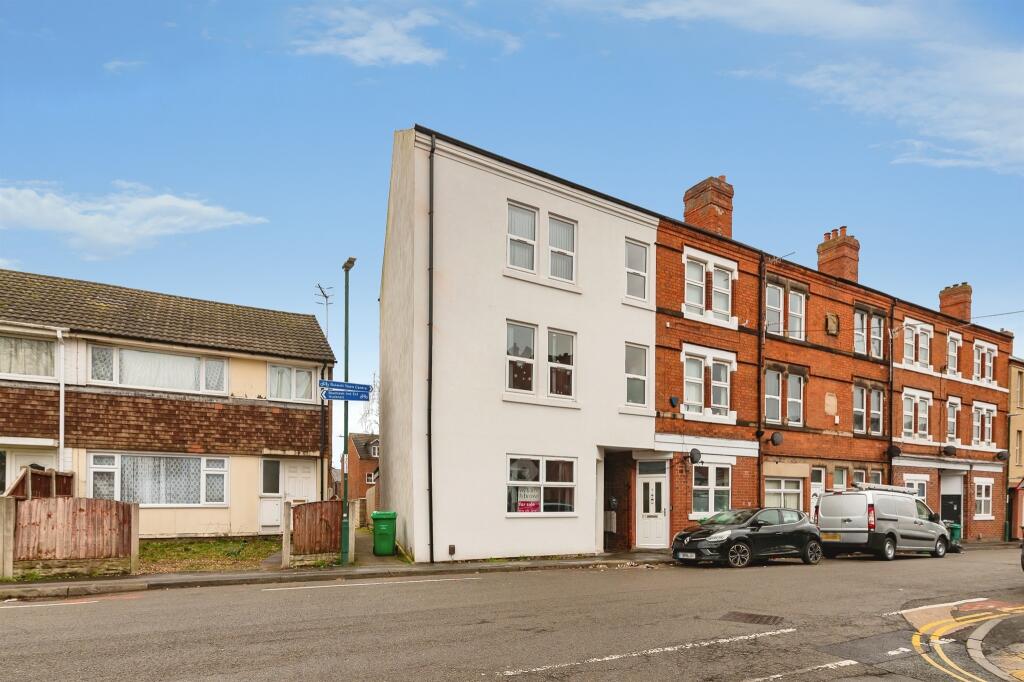 4-bed house on Commercial Road, Nottingham, £180,000