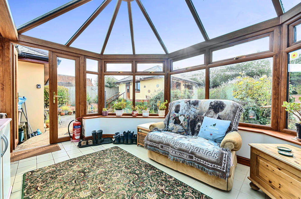 House in Taunton - View 5
