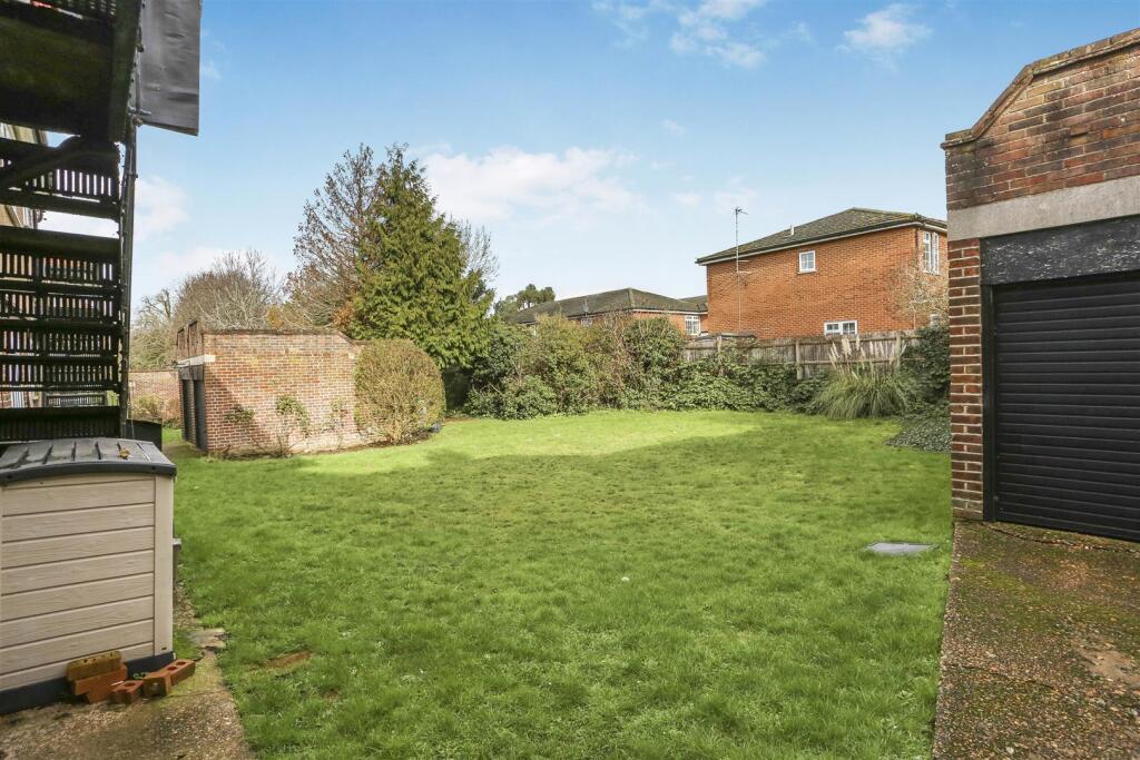 Property photo 11