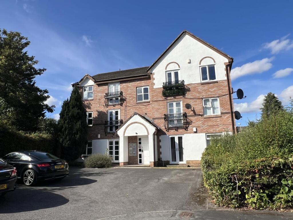 2-bed flat on Marske Grove, Darlington, £89,950