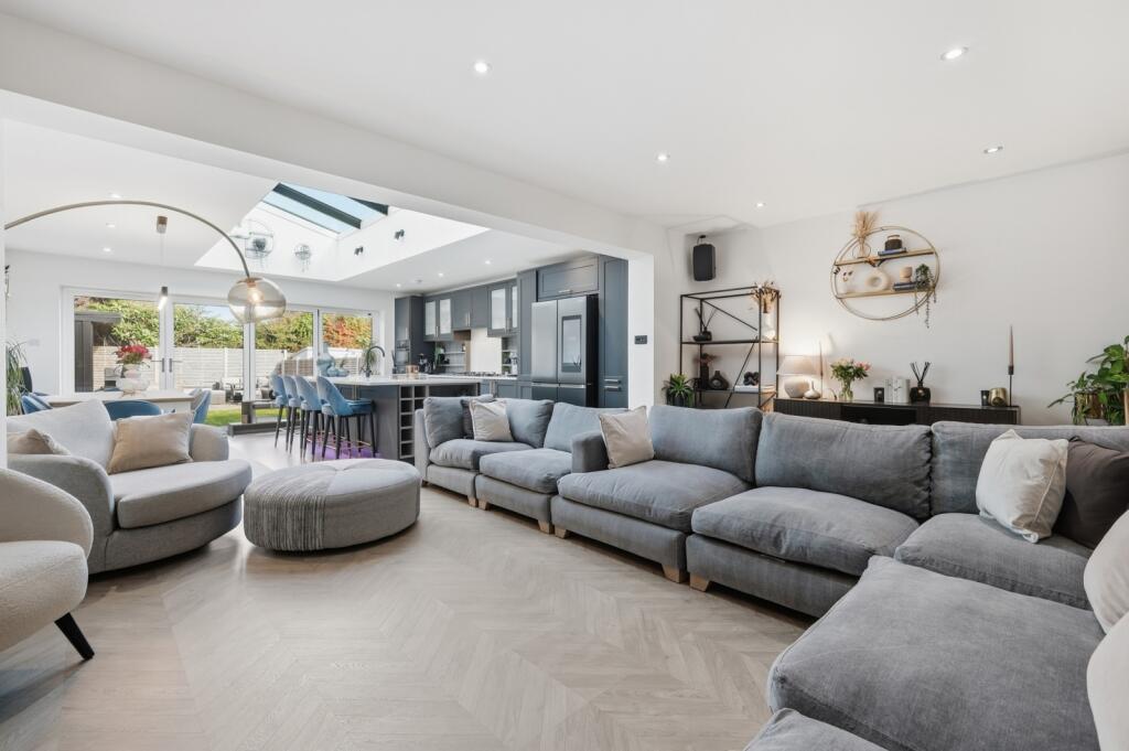 Main image of property: The Mount, RM3