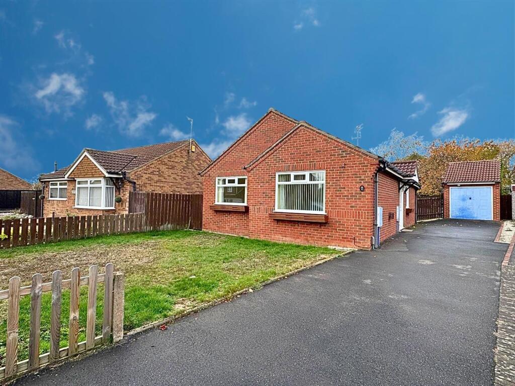 Main image of property: Acer Close, Lincoln LN6