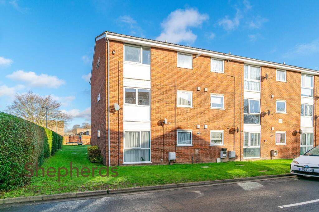 Main image of property: Clyfton Close, Broxbourne