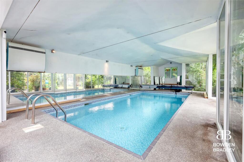 House in London, Goodmayes, Seven Kings - View 2