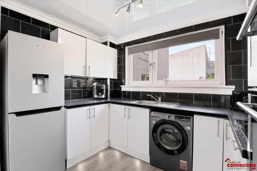 Apartment in Glasgow - More