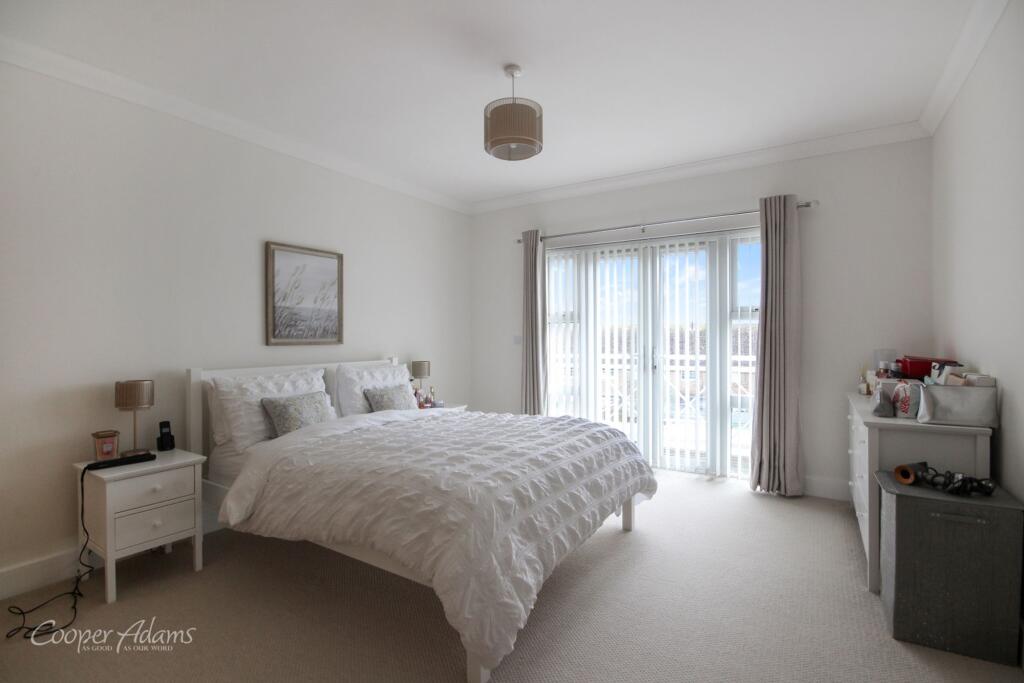 Apartment in Brighton - View 5