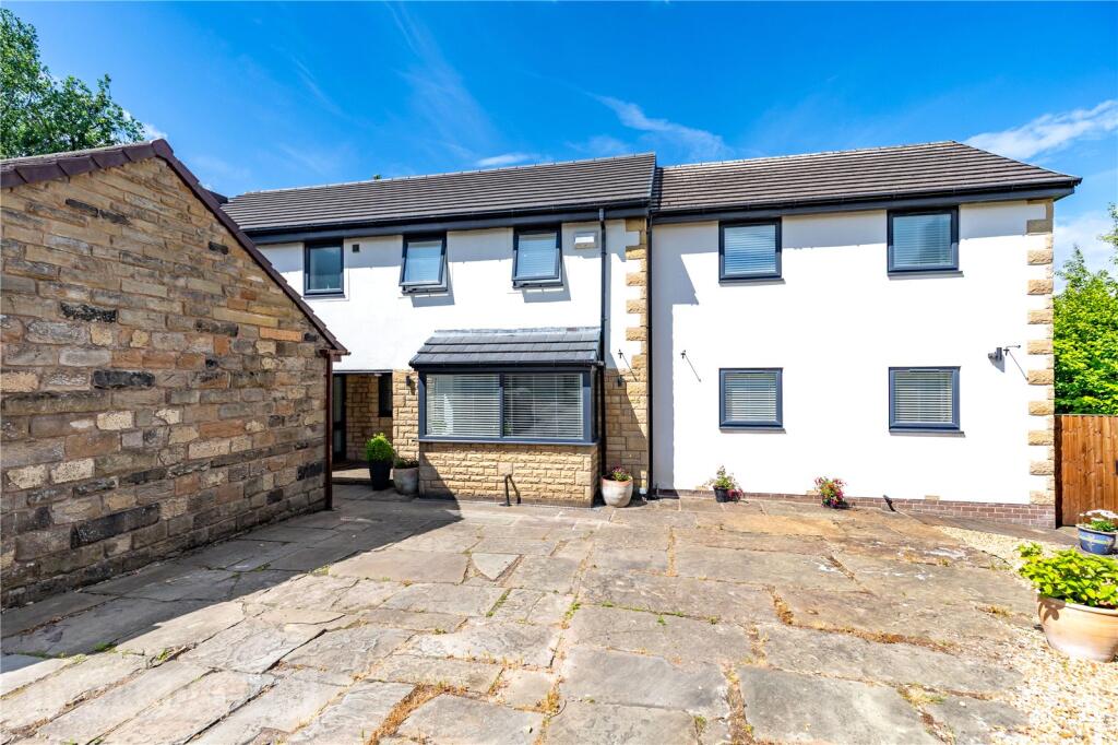 6-bed detached on Wolfenden Green, Waterfoot, Rossendale, BB4, £595,000