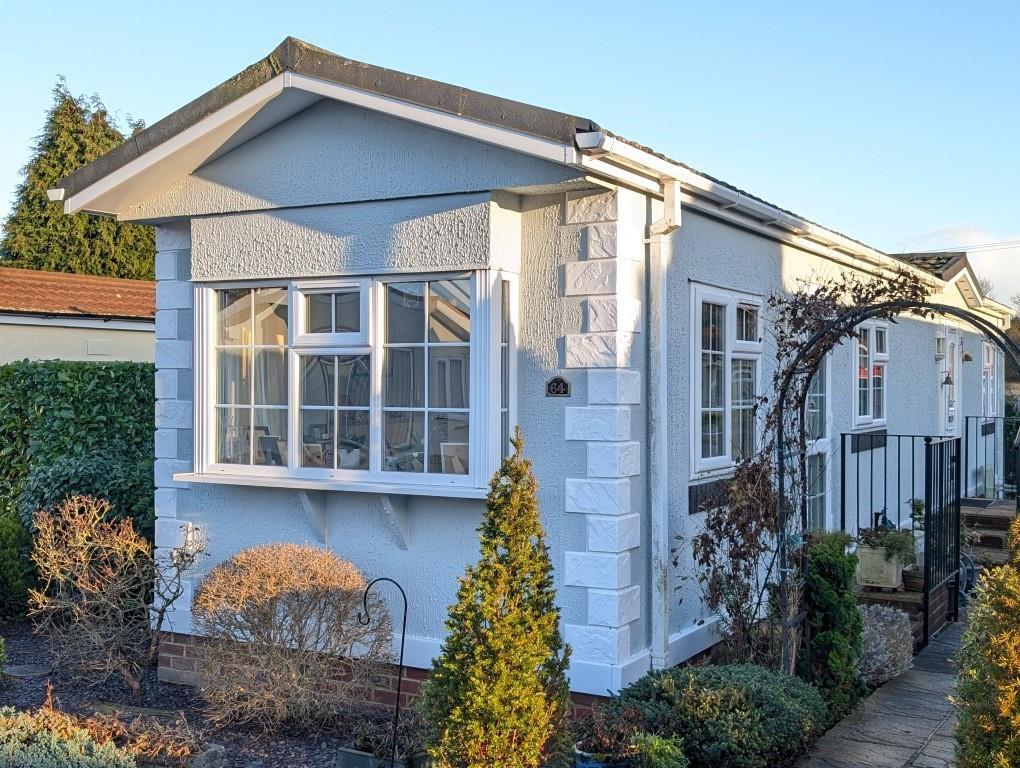 2-bed caravan on Rickwood Park, Beare Green, RH5, £95,000