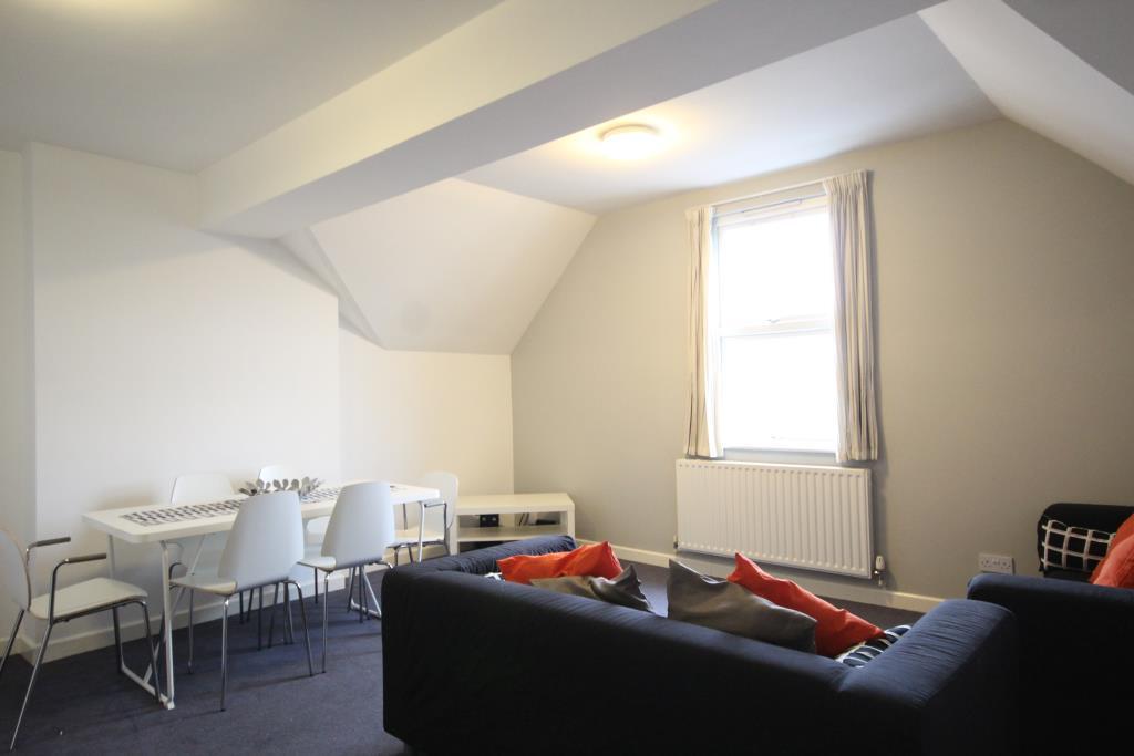 Apartment in Nottingham - View 4