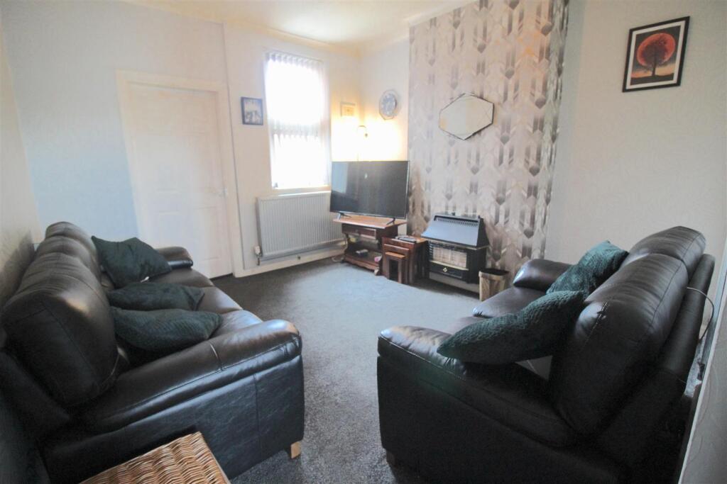 House in Birmingham, Yardley - View 2