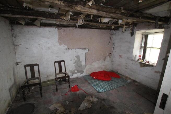 ROOM 2