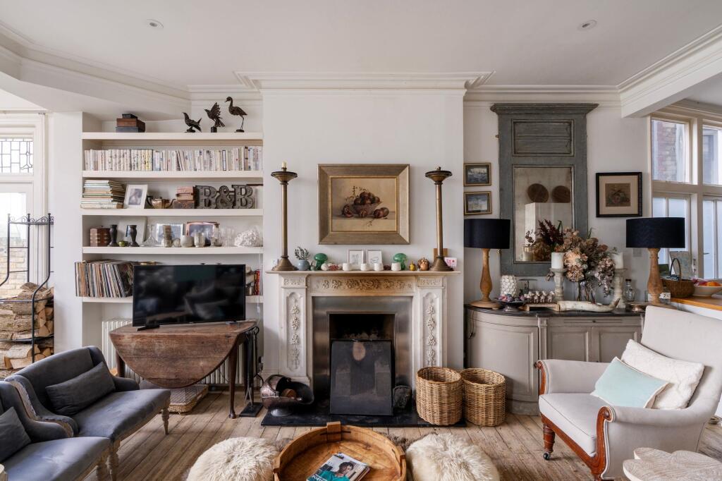 Main image of property: Deodar Road, Putney, SW15